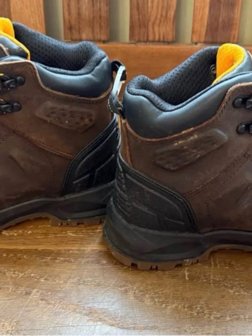 DEWALT Men's Brown Work Boots with Black Accents